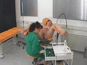 Sissy Cumming In fil ...