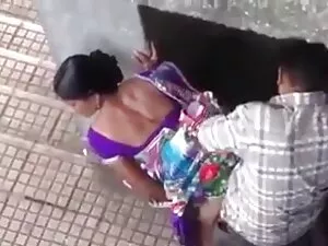 La voisine baise une ...